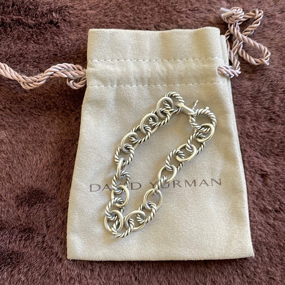 - David Yurman Oval Link Bracelet in sterling silver